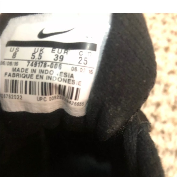 BRAND NEW! Nike flex experience rn 4 size 8 - Picture 8 of 8